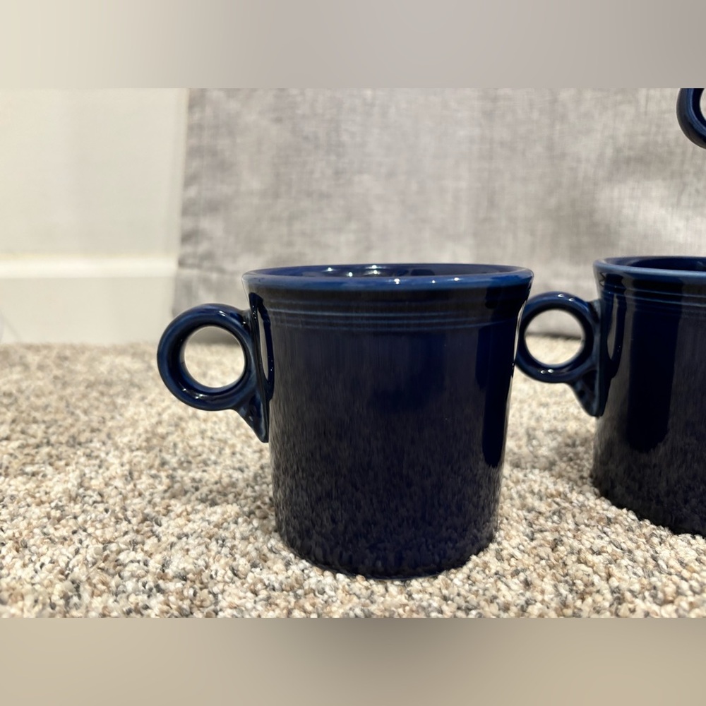 Set of 4 Vintage Homer Laughlin Fiesta Coffee Mugs/Tea Cups in Navy Blue, 1990s - Picture 12 of 14